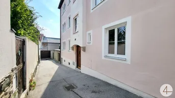 Expose 2 Zimmer Ruhelage Altstadt