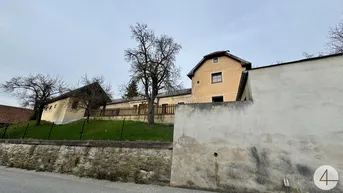 Expose Haus mit großer angrenzender Wiese 20 Min. von Gars / Kamp oder Horn