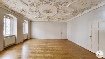 Expose Stadthaus mit 4 Wohneinheiten und Rohdachboden für 2 Wohneinheiten