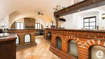 Expose Wohnen mit Geschichte - Klosteranlage mit Charme und Konzept