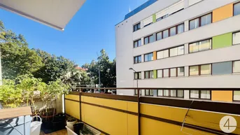 Expose U4 in 4 Gehminuten - sonnigen Balkon - Seitenstraße Ruhelage - Außenliegender Sonnenschutz - beste Infrastruktur