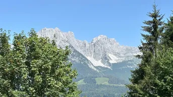 Expose Sonniges Baugrundstück mit Hausbestand in erhöhter Lage