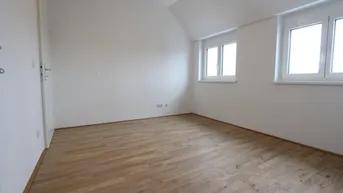 Expose 2-ZIMMER-DACHGESCHOSS-WOHNUNG-IM 15.BEZIRK