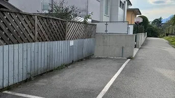 Expose AUTOABSTELLPLATZ IM FREIEN 