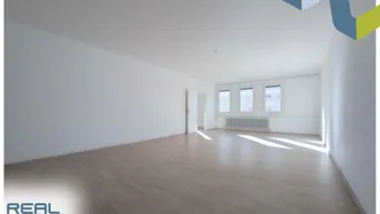 Expose Zentrumsnahe Wohnung mit großem Wohnzimmer inkl. PKW Abstellplatz