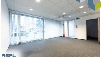 Expose Tolles klimatisiertes Büro / Geschäftslokal mit großer Schaufensterfront