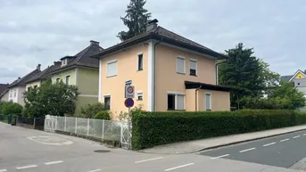 Expose Charmantes Renovierungsprojekt mit Garten in Klagenfurt.
