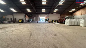 Expose 2135 Neudorf im Weinviertel - Halle zu vermieten, ideal zur Lagerung von Booten, Campingwagen, uvm.