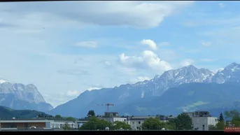 Expose Exklusive 3 Zi-Wohnung für gehobene Ansprüche mit Panorama-Bergblick über die Dächer - Salzburg Stadt