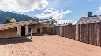 Expose Alpiner Wohntraum mit Weitblick – Dachgeschossjuwel in Bramberg