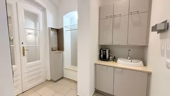 Expose Provisionsfrei für den Mieter! Klimatisiertes 70m² EG-Büro, 60m² Hof-Terrasse!
