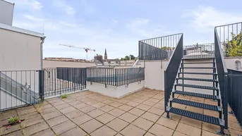 Expose Erstbezug - Atemberaubende Dachterrasse in den Innenhof!