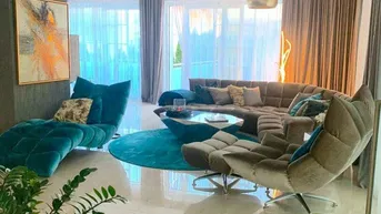 Expose VILLA mit Innenpool und Weinkeller im Golfclub Fontana