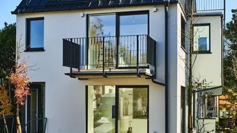 Expose Traumhaftes Dachgeschoß-Apartment in Toplage - Erstbezug mit Balkon und Terrasse