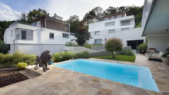 Expose Designer Villa mit Pool und Weitblick!!!!