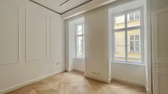 Expose ERSTBEZUG!! TOP sanierte Altbauwohnung mit Freiflächen!!!!