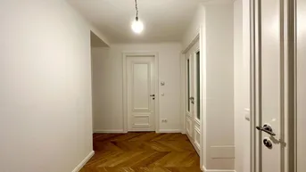 Expose SCHNÄPPCHEN!!!TOP SANIERTE EG Wohnung direkt beim Obkirchermarkt Nur 5800 EUR PRO M2!!!