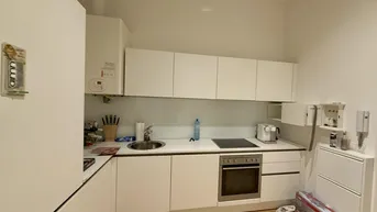 Expose Klimatisierte moderne sanierte Altbauwohnung mit BALKON in guter Lage! In der Nähe von AKH!