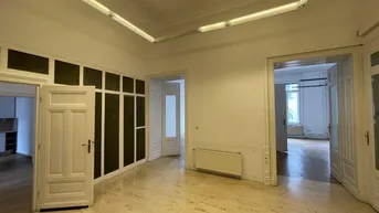 Expose RENOVATED TOP OFFICE -- FLOOR WITH 468 m² IN PALAIS AM SCHWARZENBERGPLATZ!