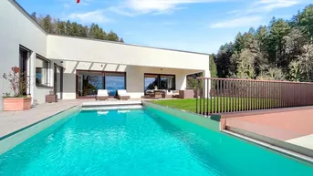 Expose Design trifft Luxus – Penthouse mit einzigartigem Panorama &amp; Infinitypool