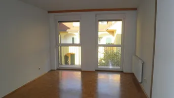 Expose Single-Wohnung: zentral, ruhig, Balkon