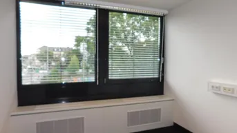 Expose 16-Zimmer-Büro in zentraler Lage