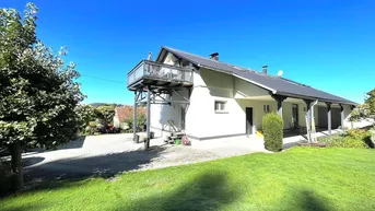 Expose Exklusives Anwesen in Ruhelage mit Parkanlage / Ein-/Zweifamilienhaus