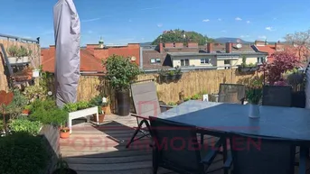Expose MITTEN IN DER ALTSTADT: gepflegte DG-Maisonette mit großer Dachterrasse