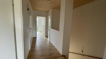 Expose Mietkauf - Familienfreundliche Maisonettewohnung mit kleinem Garten