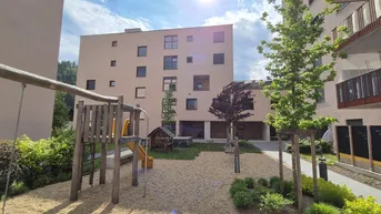Expose Wunderschöne 2 Zimmer Wohnung mit Balkon