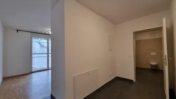 Expose 2-Zimmer-Wohnung in zentraler Lage | Balkon | ab sofort verfügbar