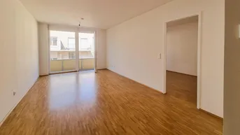 Expose PROVISIONSFREIE 2 Zimmerwohnung - ab März 2025 - 10m² Balkon