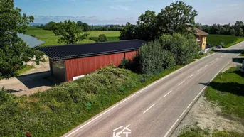 Expose Moosbach - Lagerhalle mit elektrischem Sektionaltor