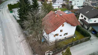 Expose Salzburg - Zweifamilienhaus mit großem Garten in Salzburg