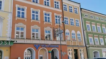 Expose IDEALGRÖSSE: Kleines Geschäftslokal am Stadtplatz in Braunau