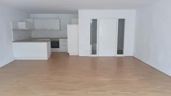 Expose Neuwertige, moderne 2-Zimmer-Wohnung im Schärdinger Zentrum - Küche möbliert