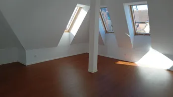 Expose Traumhafte Dachterrassenwohnung mit Altbauflair - Erstbezug!