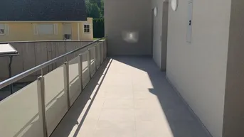 Expose Erstbezug - Maisonettewohnung mit überdachter Terrasse, Garten und Garage