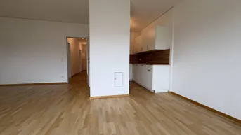 Expose Helle 3-Zimmer Wohnung mit Loggia, Balkon und Parkplatz