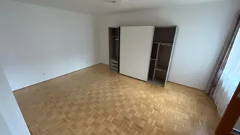 Expose Gepflegte 2-Zimmer Wohnung mit Loggia und möblierter Küche in bekannter Wohnlage in Gaspoltshofen