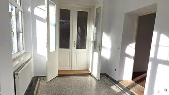 Expose gediegene Bürofläche mit Charme - Erstbezug nach Renovierung!