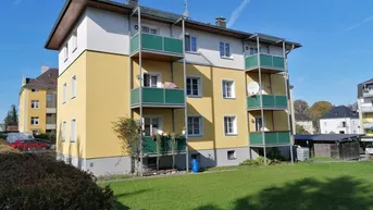 Expose Bestens aufgeteilte 3-Zimmer-Wohnung mit Balkon, Garten und Carport in Ried im Innkreis - Eigennutzung oder Kapitalanlage