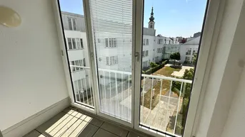 Expose Hochwertig ausgestattete Garconniere mit Balkon nähe Ars Electronica Center