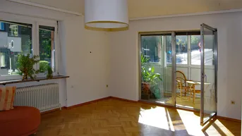 Expose Ideale 4er WG Wohnung am Fuße des Freinberges
