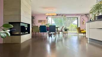 Expose Exklusives, neuwertiges Einfamilienhaus in TOP LAGE mit Doppelgarage und Naturpool