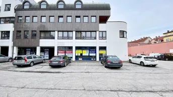 Expose Geräumige EG Geschäftsfläche mit 3 TG-Plätzen &amp; 3 Freistellplätzen - im Eigentum