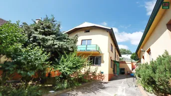 Expose EHEMALIGES WINZERHAUS MIT 2 NEBENGEBÄUDEN UND GROSSARTIGEM WEINKELLER