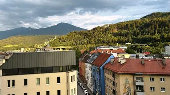 Expose Traumhafte Balkon/Terrassenwohnung in Innsbruck: 7. Etage mit 109m² Wfl, mit Balkon, Terrasse &amp; T-Garage!