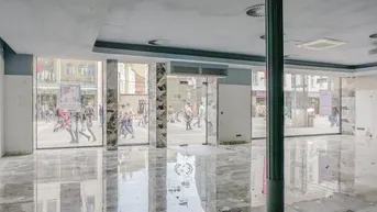 Expose Fußgängerzone Favoritenstrasse - Hochfrequentierte Geschäftsfläche mit großer Auslagenfront