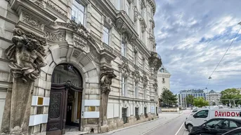 Expose 4,5-Zimmer Erstbezug | 3 Bäder | Repräsentativer Altbau am Schwarzenbergplatz